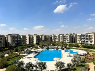 بنتهاوس للبيع كمبوند جاليريا ريزيدنس بالفرش