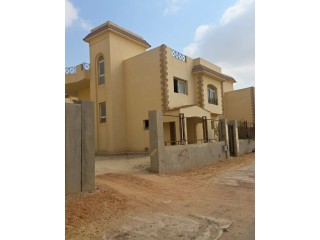 فيلا للبيع بجولف السليمانية استلام فوري